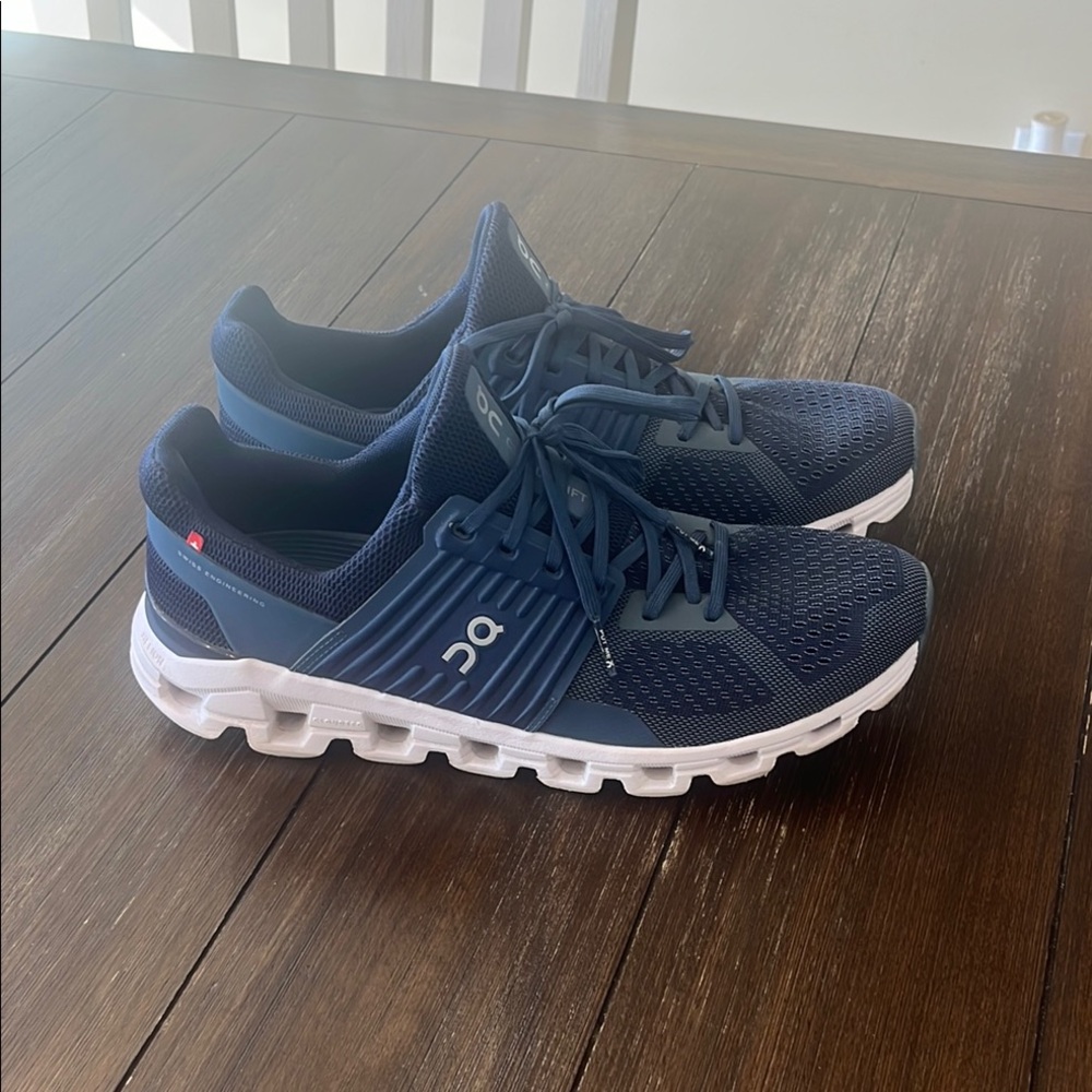 On Cloud Running Navy Blue Athletic Shoes